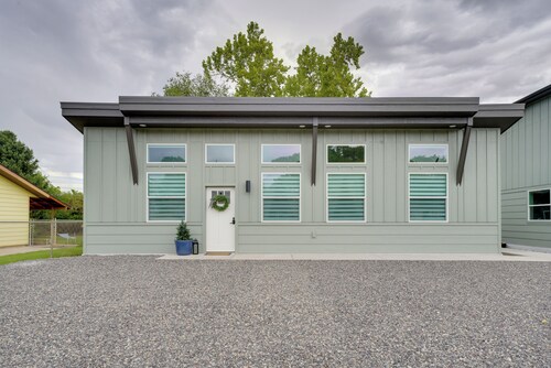 Modern Unit Near the Best of Grand Junction
