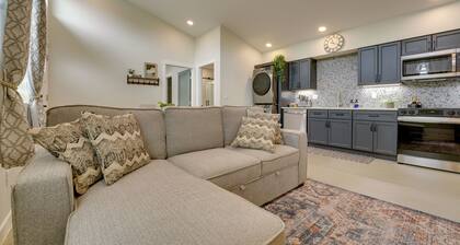Modern Unit Near the Best of Grand Junction