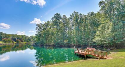 Fishing Dock & Sauna! Farmville Gem w/ Views