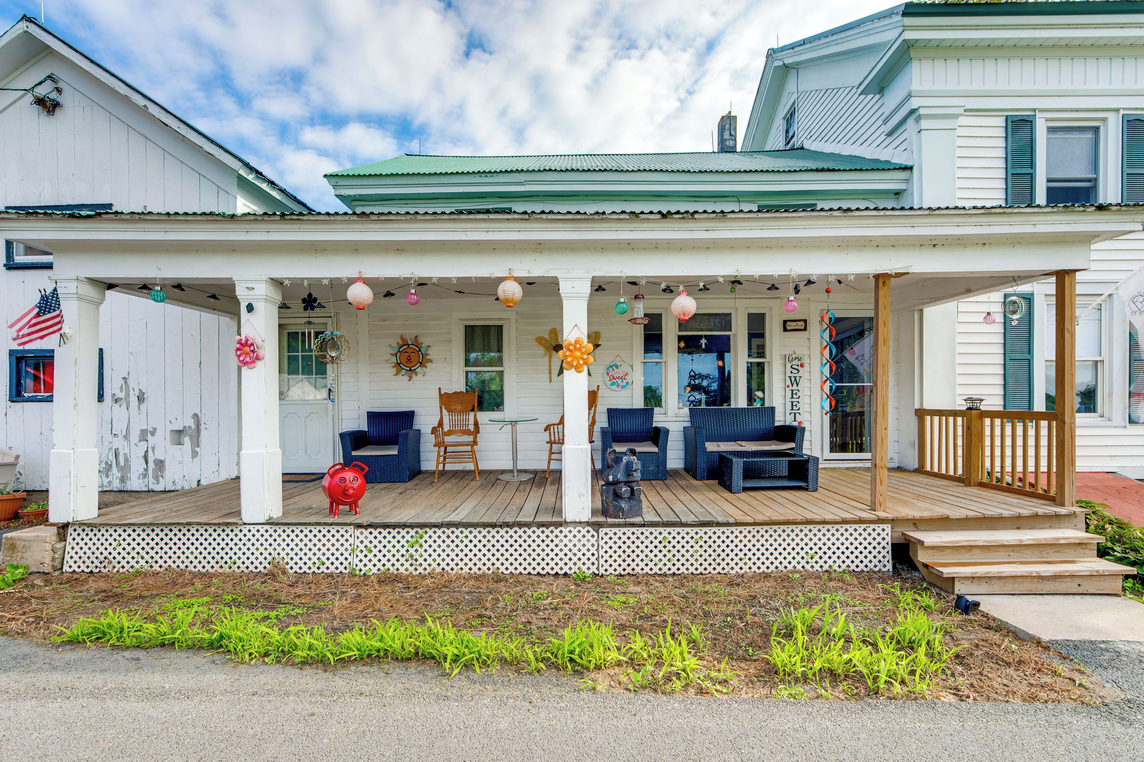 House (2 Bedrooms) | Front of property