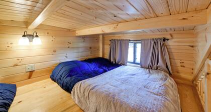 Hiking/biking Trails On-site! Rustic Oxford Cabin