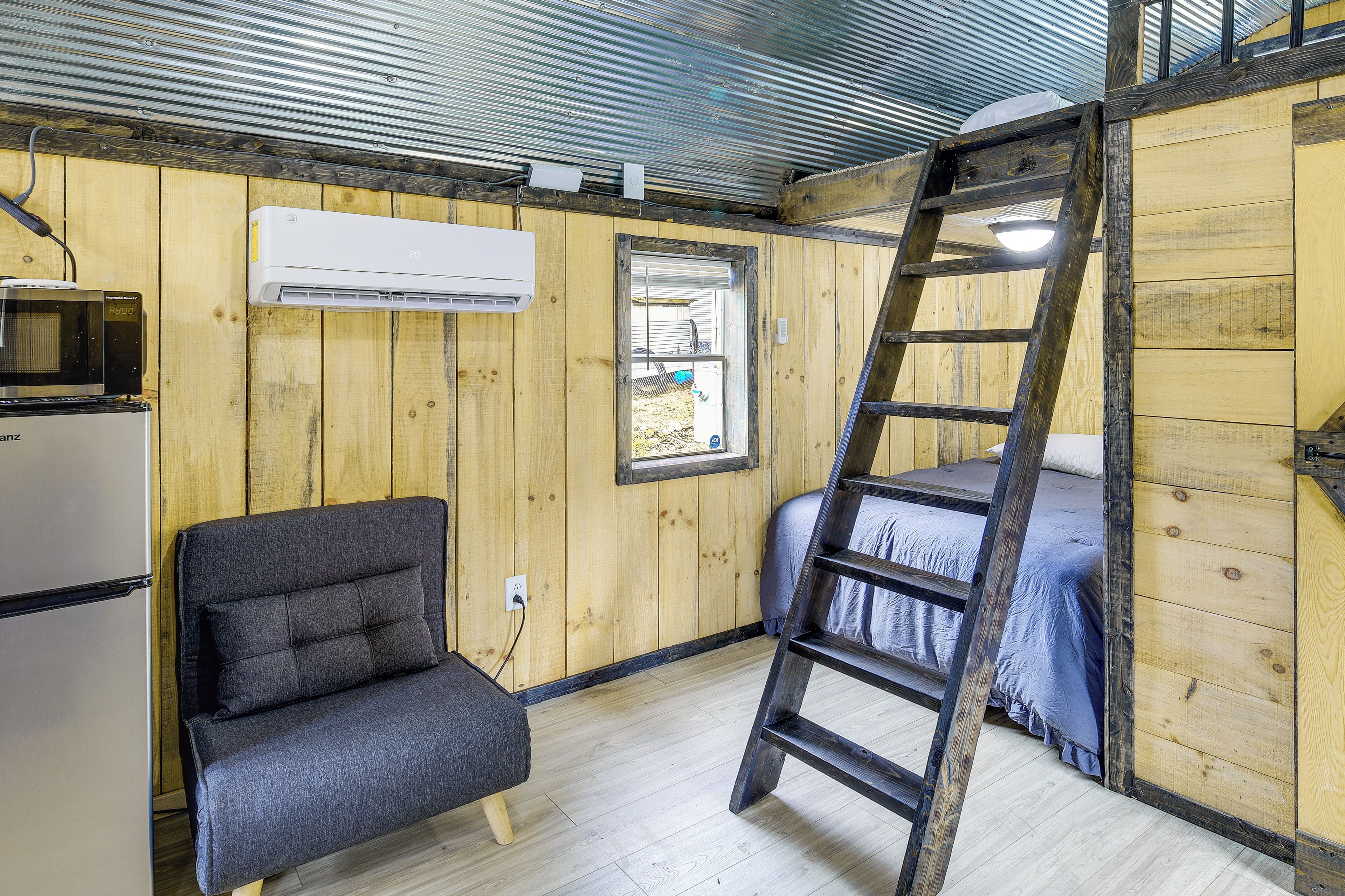 Apartment (0 Bedroom) | Interior
