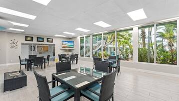 Common Area with Tables and TV