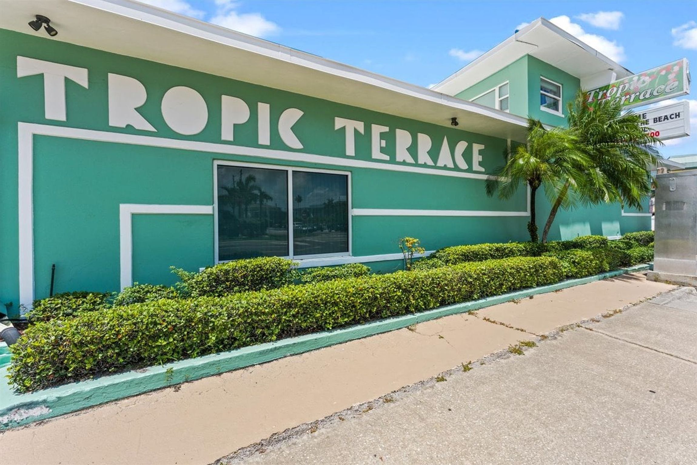 Tropic Terrace - Beachfront Property - Treasure Island