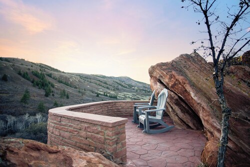 New! Stone Castle Estate in Roxborough State Park