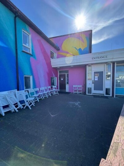 ASTIN ER SVARID HOSTEL