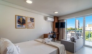 Apartment | 1 bedroom, WiFi (free) - Studio w/ Balcony in Condo. w/ Pool Msu0305 (Governador Valadares)
