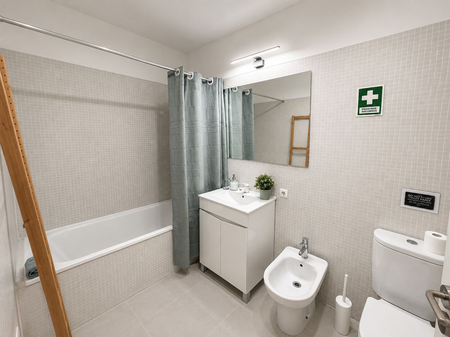 Comfort Apartment, City View | Bathroom