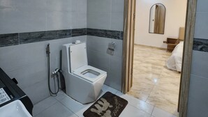 Bathroom - 2-Bedroom Duplex in Lekki, with 24/7 Light, Pool, Gym, and Playground. (Lekki)