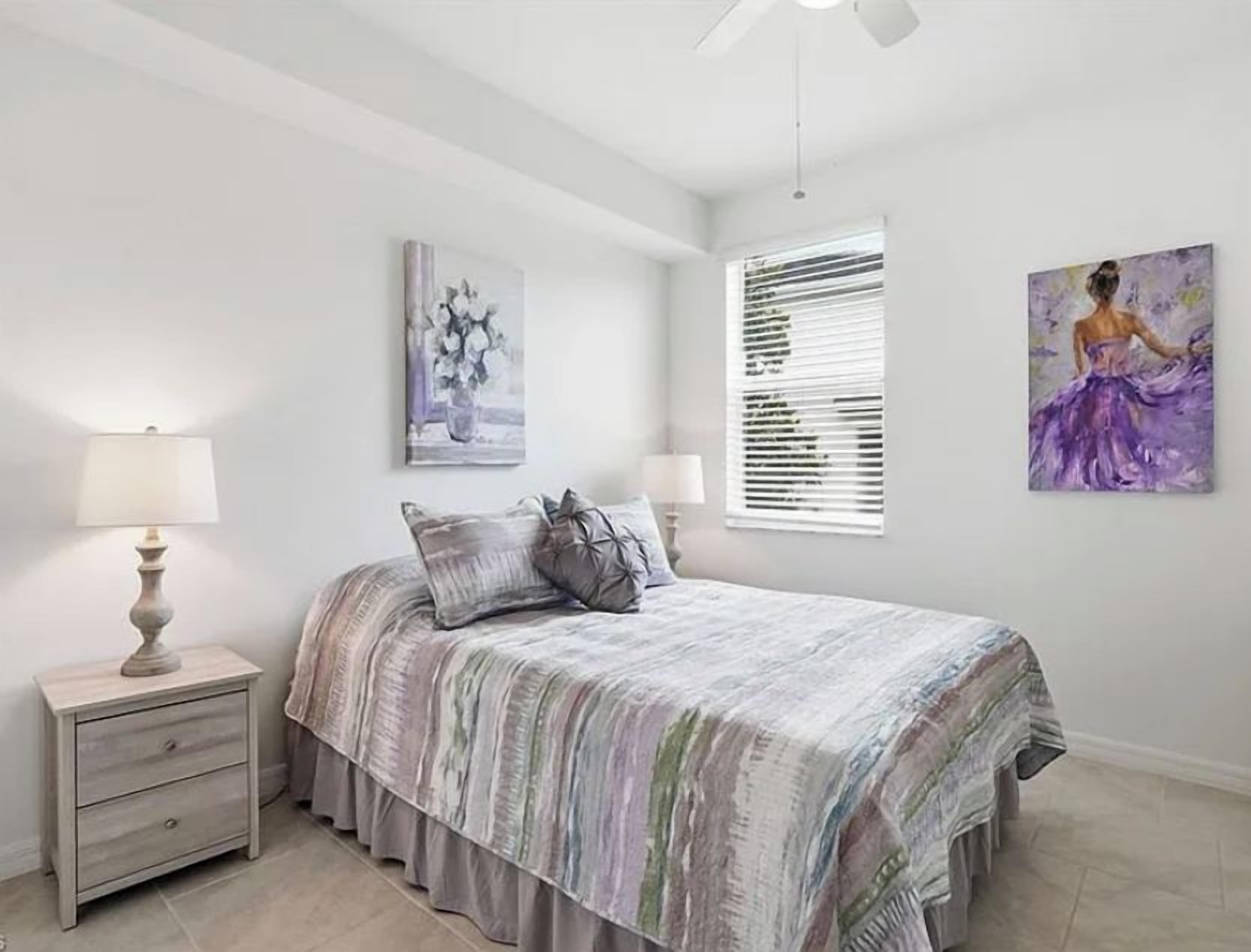 Queen second bedroom
