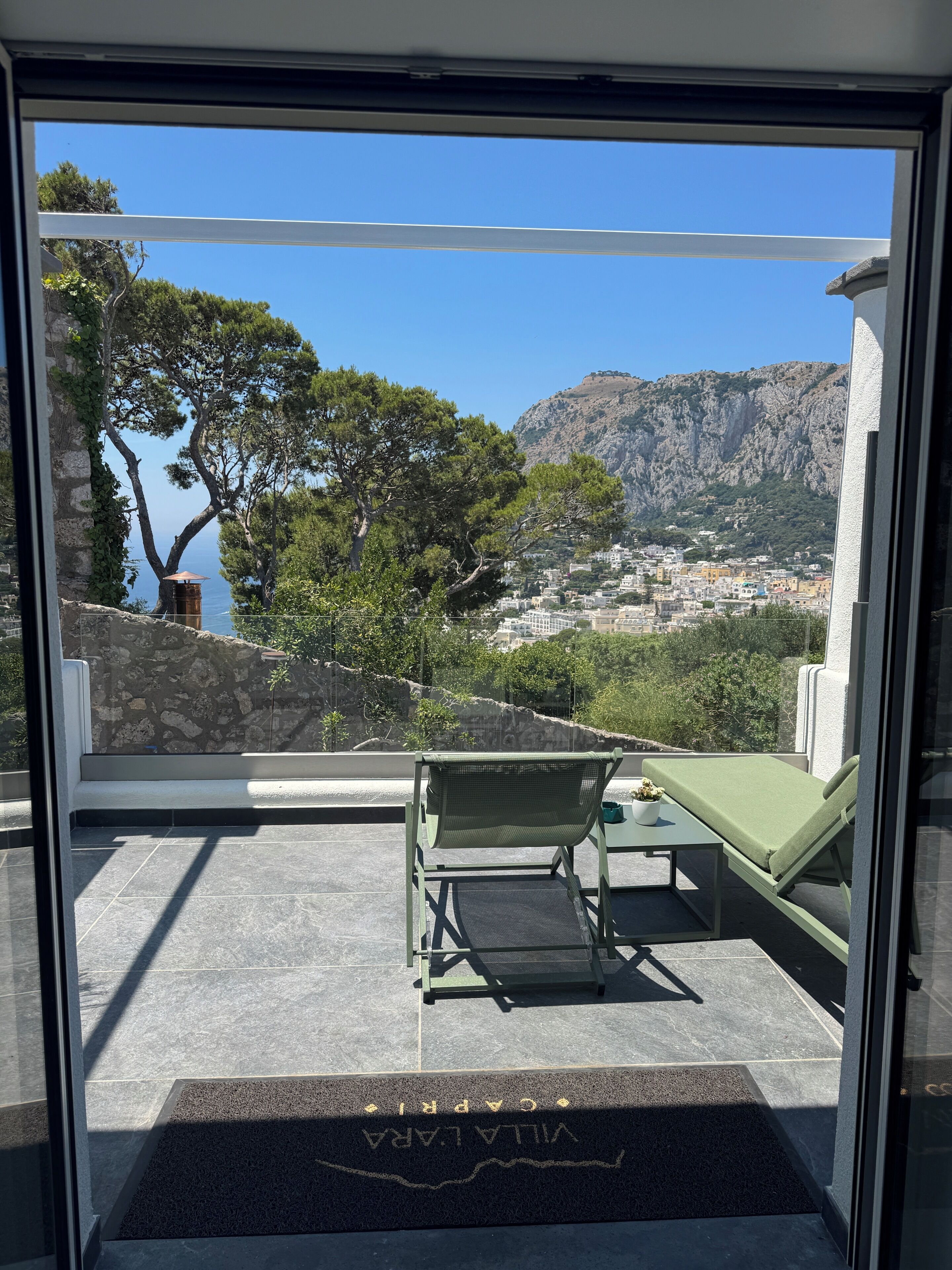 Deluxe Double or Twin Room, Partial Sea View | Interior