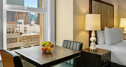 1-Bedroom Hotel Suite in Historical San Francisco, close to AI Conference