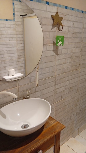 Ảnh chưa phân loại, 4 trong số 16 ảnh, nút