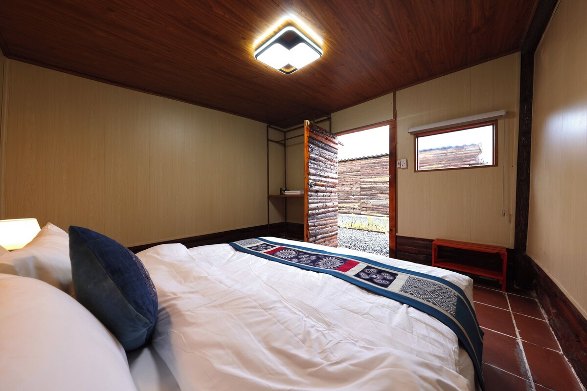Ropa de cama de alta calidad, cubrecamas y colchones con pillow-top 