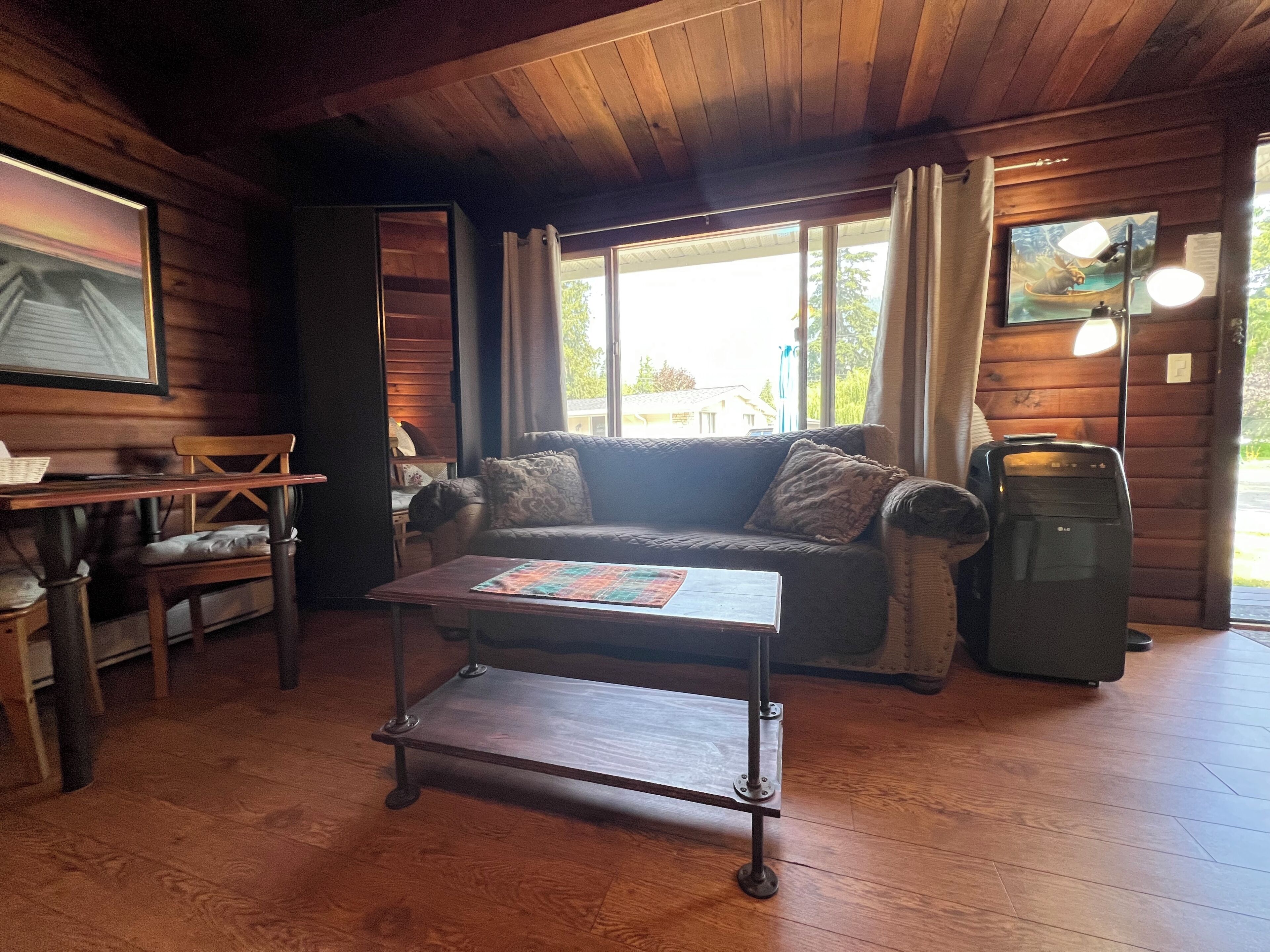 Superior Studio | Living area