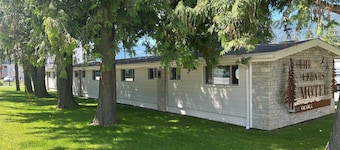 The Cedars Motel