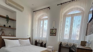 Standard Double Room, City View | Free WiFi - Bademli Ancanoz Taş Ev (DİKİLİ)