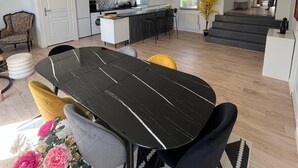 Dining - Vrbo Property (Méreuil)