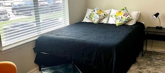 Modern Comfort Getaway- 2bd 1bath Free Parking