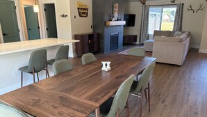 Unclassified image, 5 of 31, button - Family Friendly 4 Bedroom Home in McCall - Sleeps 10 (McCall)
