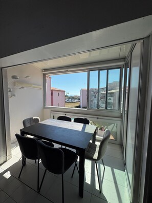 Dining - Vrbo Property (Agde)