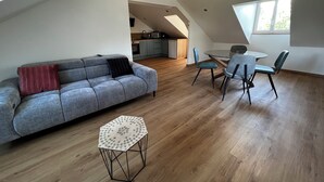 Living area - Vrbo Property (Dole)