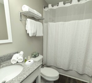 Bathroom - Please go to Spinnakerresorts.com view the cottage at King's Creek. (Williamsburg)