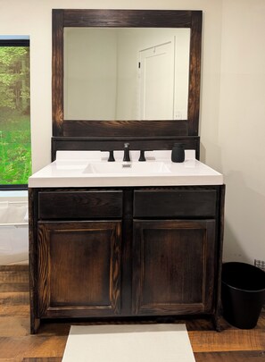 Bathroom - Modern Rustic Black Oak Tower - Treetop Views (Stanton)