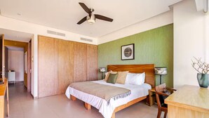 Căn hộ phong cách cổ điển, quang cảnh biển