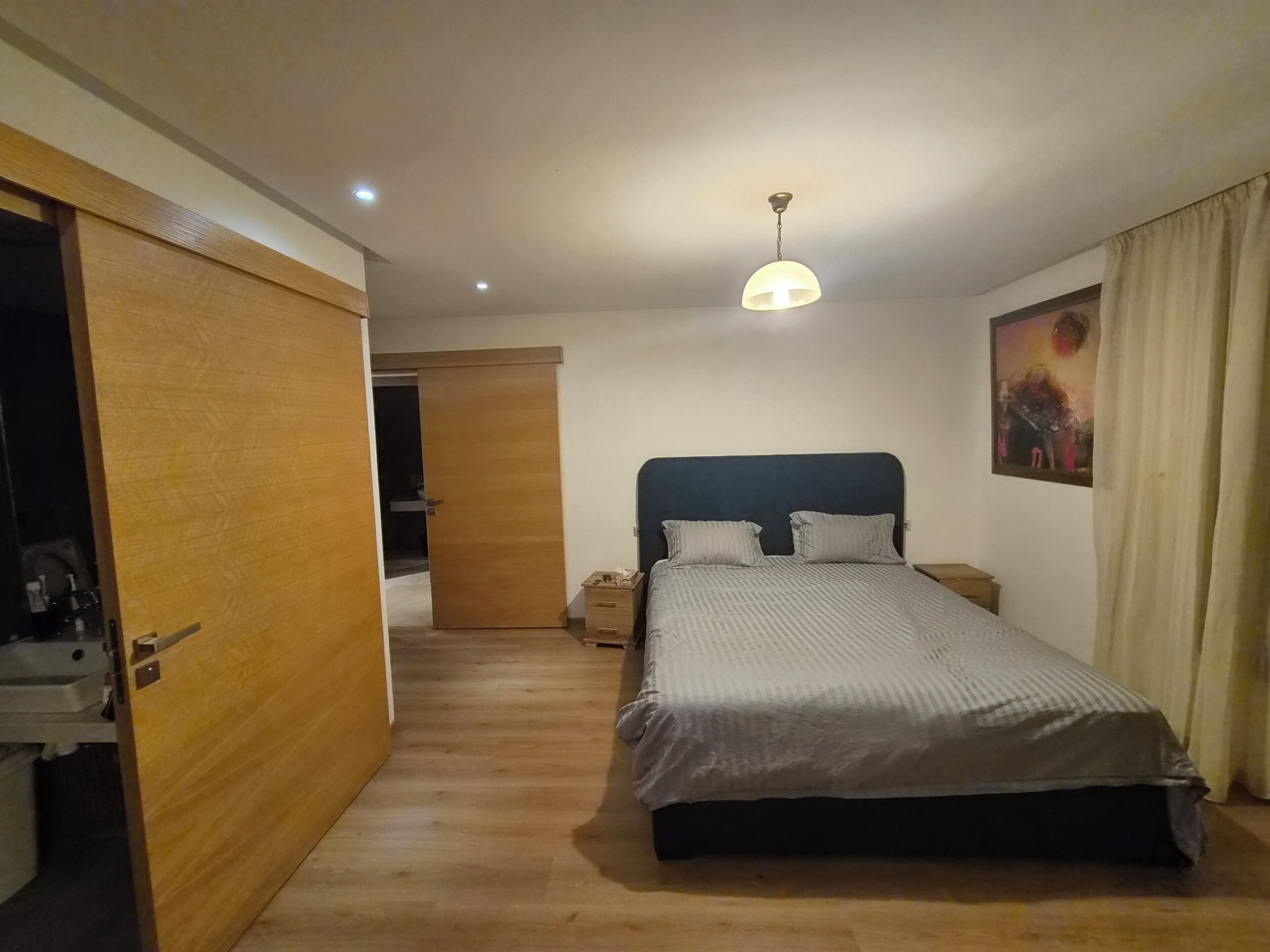 2 bedrooms, in-room safe, iron/ironing board, travel crib