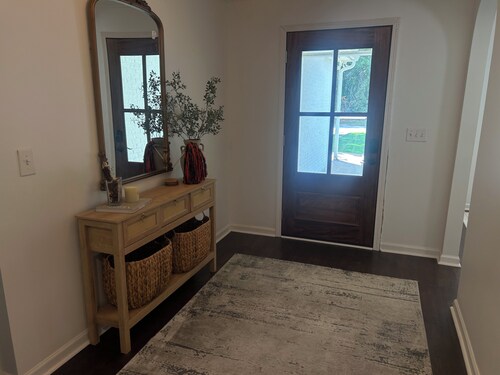 House less than a mile from Jordan-Hare & Downtown!!!