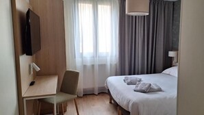 Room - Hôtel Beaurivage (Agon-Coutainville)