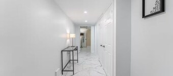 Cozy one private bedroom basement apartment w/parking-Modern