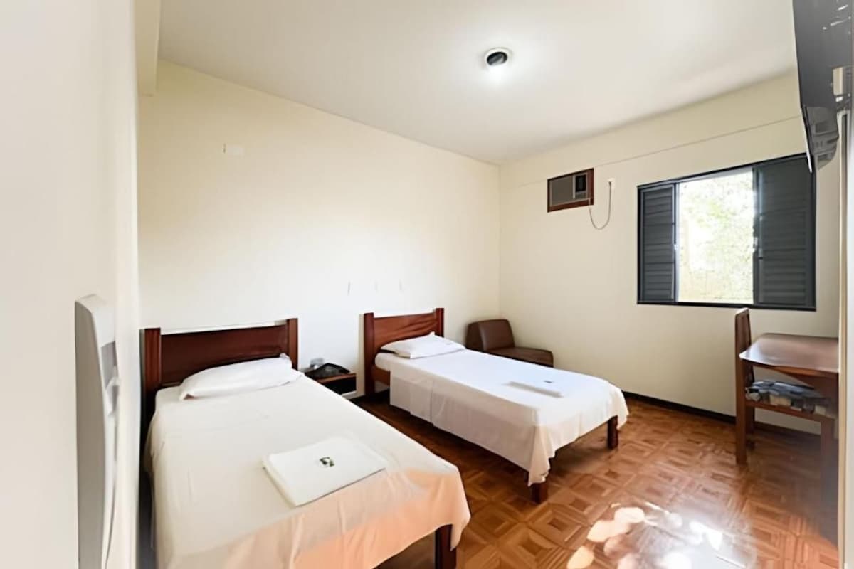 Classic Twin Room, City View