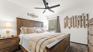 Room - Pointe Royale - On 17th Hole - Only 7 Steps Up! (Branson)