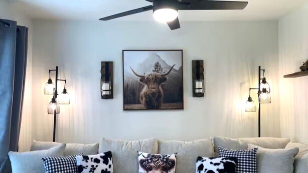 Living area - Pointe Royale - On 17th Hole - Only 7 Steps Up! (Branson)