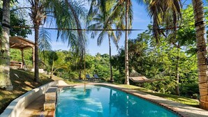 Outdoor pool - Casa Lola - Aguadilla - Pool & Rooftop with Sunset Ocean Views - Luxuary Home (Aguadilla)