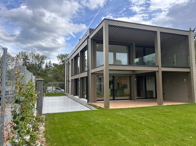 Signature Villa Geneva with Private Pool