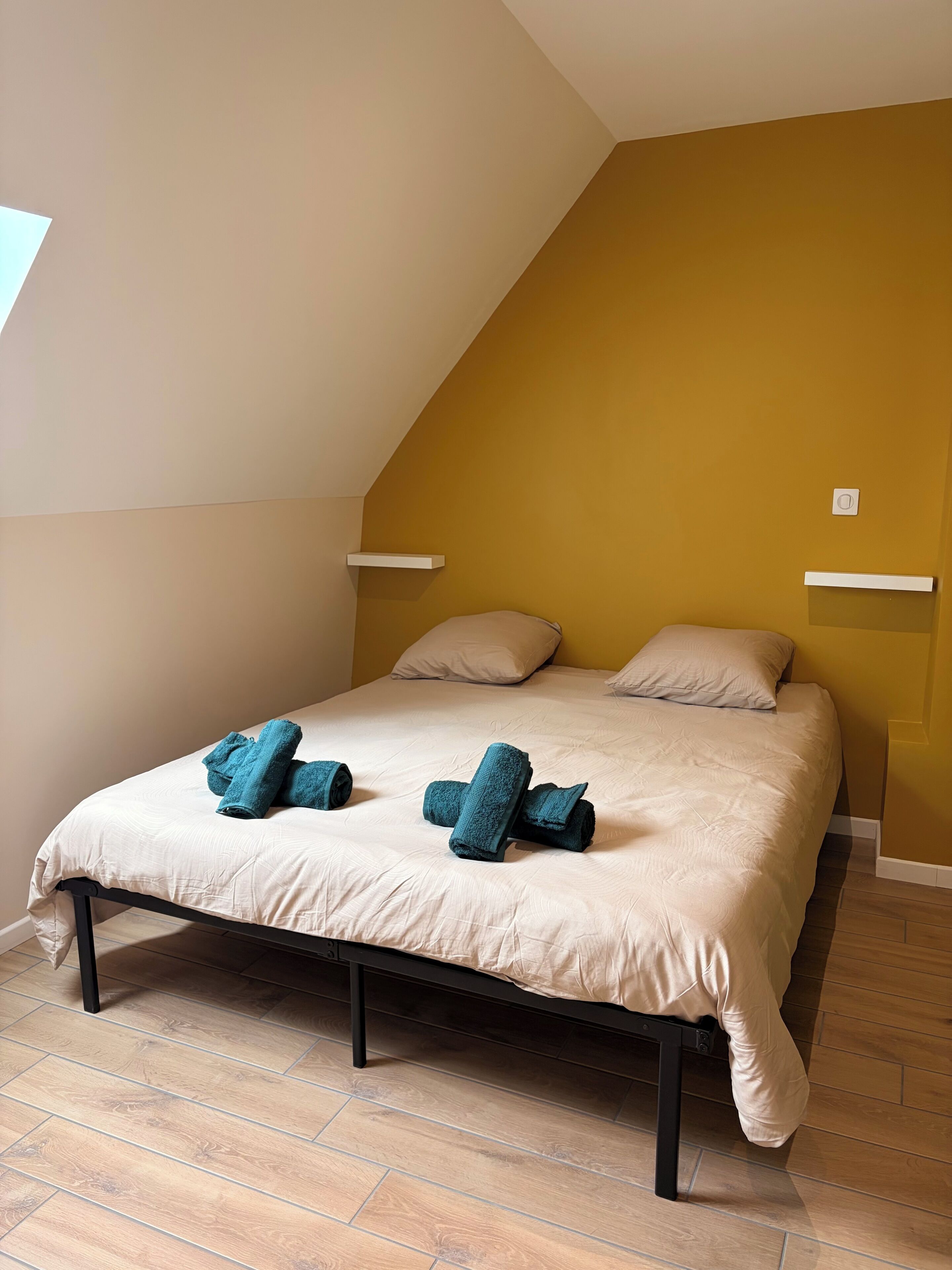 4 quartos, Wi-Fi, roupa de cama