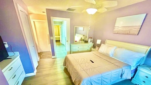 Townhouse Keluarga | Setrika/meja setrika