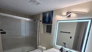 Bathroom - Coronado Crow’s Nest - Modern Lake Retreat w/ Kayaks, Paddleboat, & Scenic Decks (Hot Springs Village)