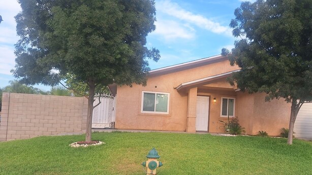 Unclassified image, 1 of 7, button - 2-bedroom house in peaceful Arvin short distance from Hard Rock casino (Arvin)