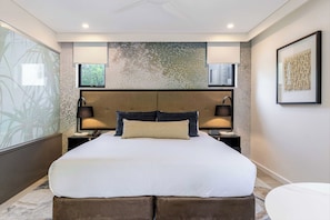 Room - Temple Escape 3 Bed Apartment with Private Pool (Craiglie)