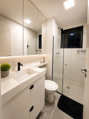 Soap, toilet paper - Vrbo Property (Rio de Janeiro)