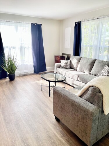 Bright, spacious private home. Easy access to downtown & the famous Cabot Trail!