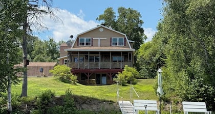 Waterfront lake house retreat located in Baileyville Maine!