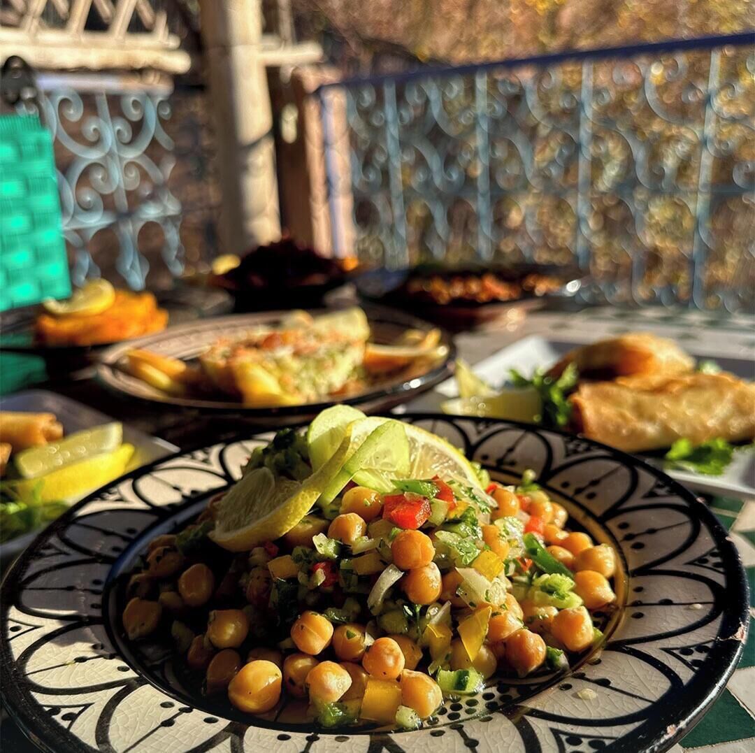 Makanan dan minuman
