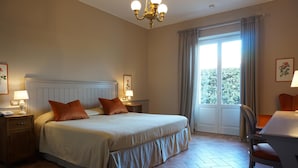 Room - Hotel Villa Zuccari (Montefalco)