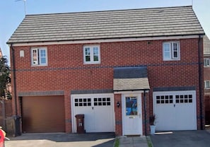 Exterior - North Manchester 2-Bed Apt, Sleeps 4 with Parking (Manchester)