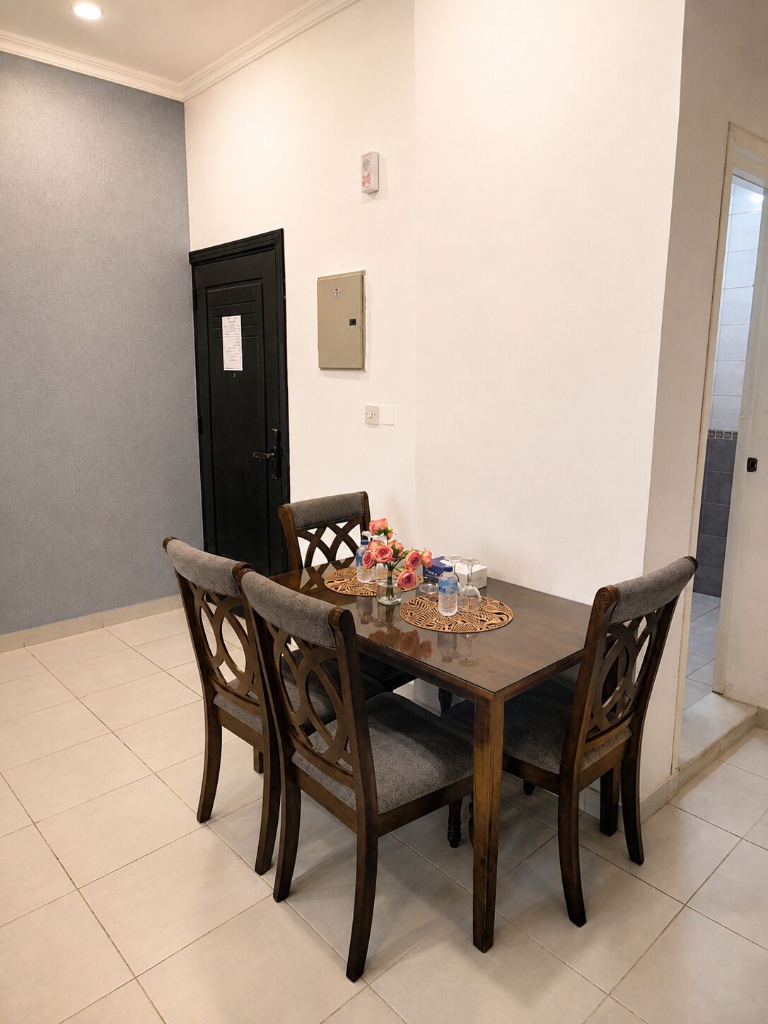 Apartment, Non Smoking, City View | Dining